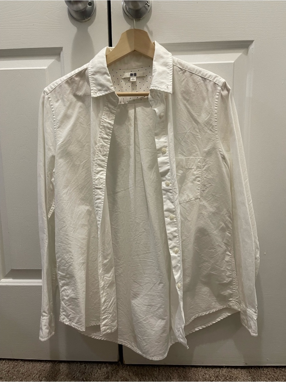 Uniqlo White Long-Sleeve Cotton Shirt
